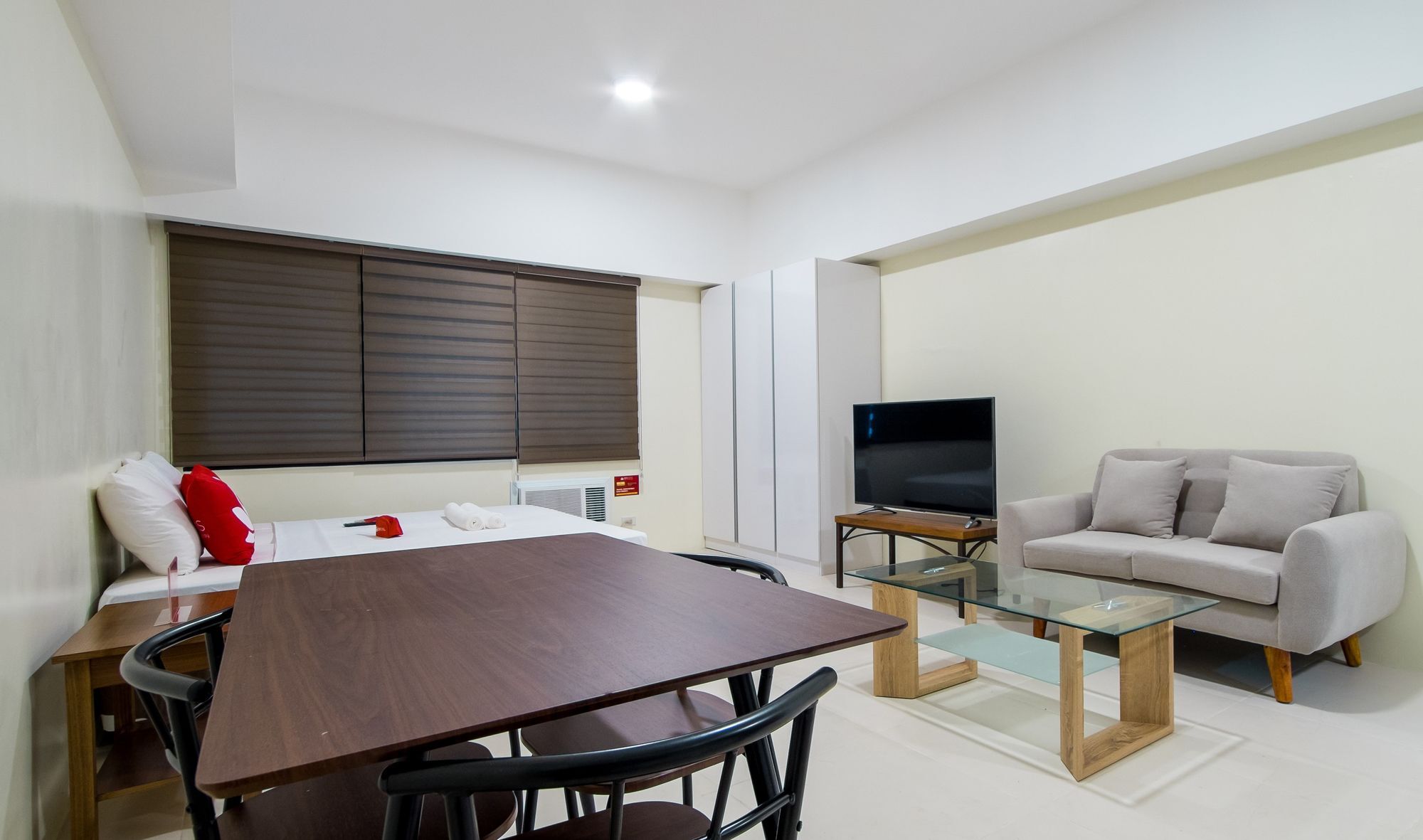Zen Home At Icon Plaza Bgc Тагиг Экстерьер фото